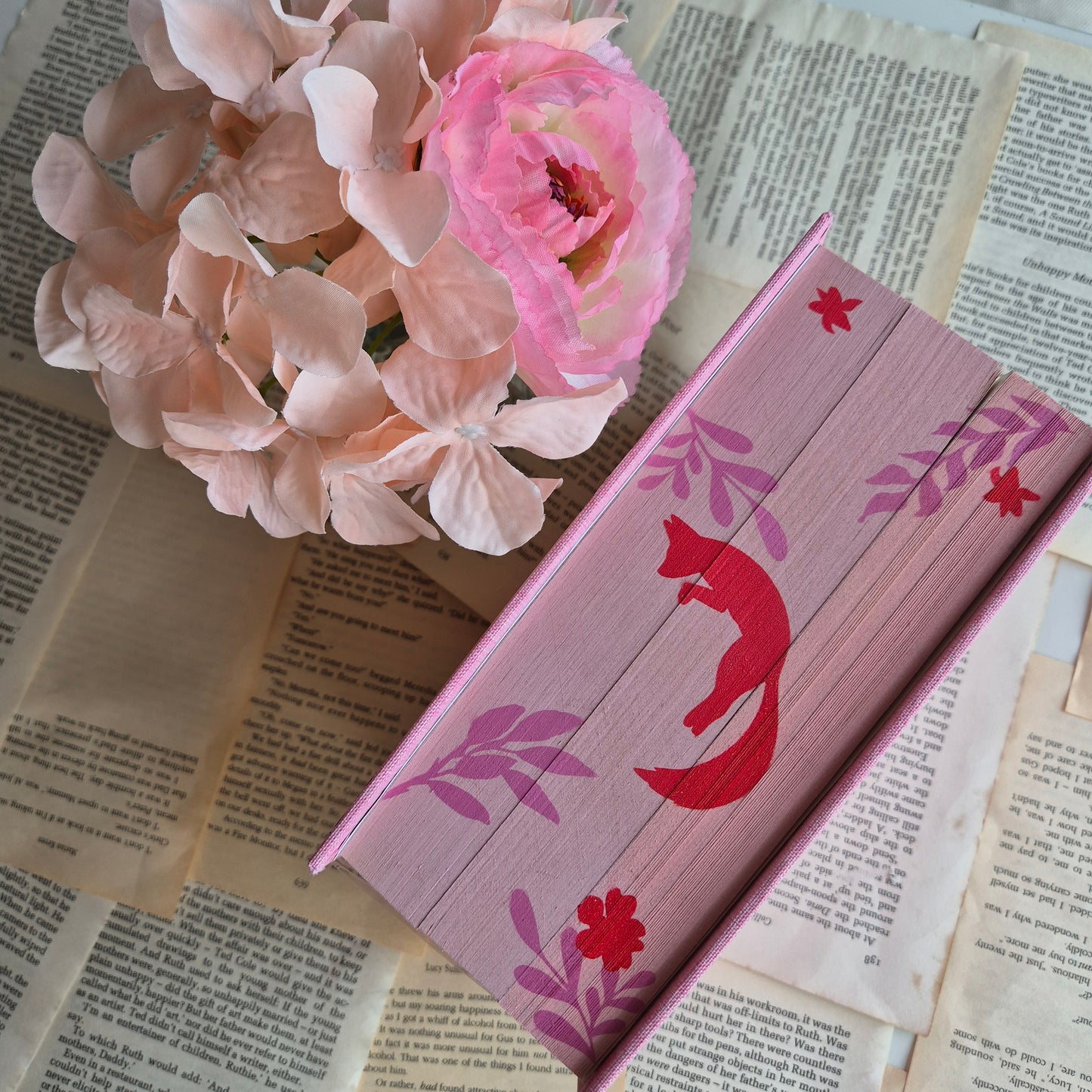 Once Upon A Broken Heart Omnibus - With sprayed edges