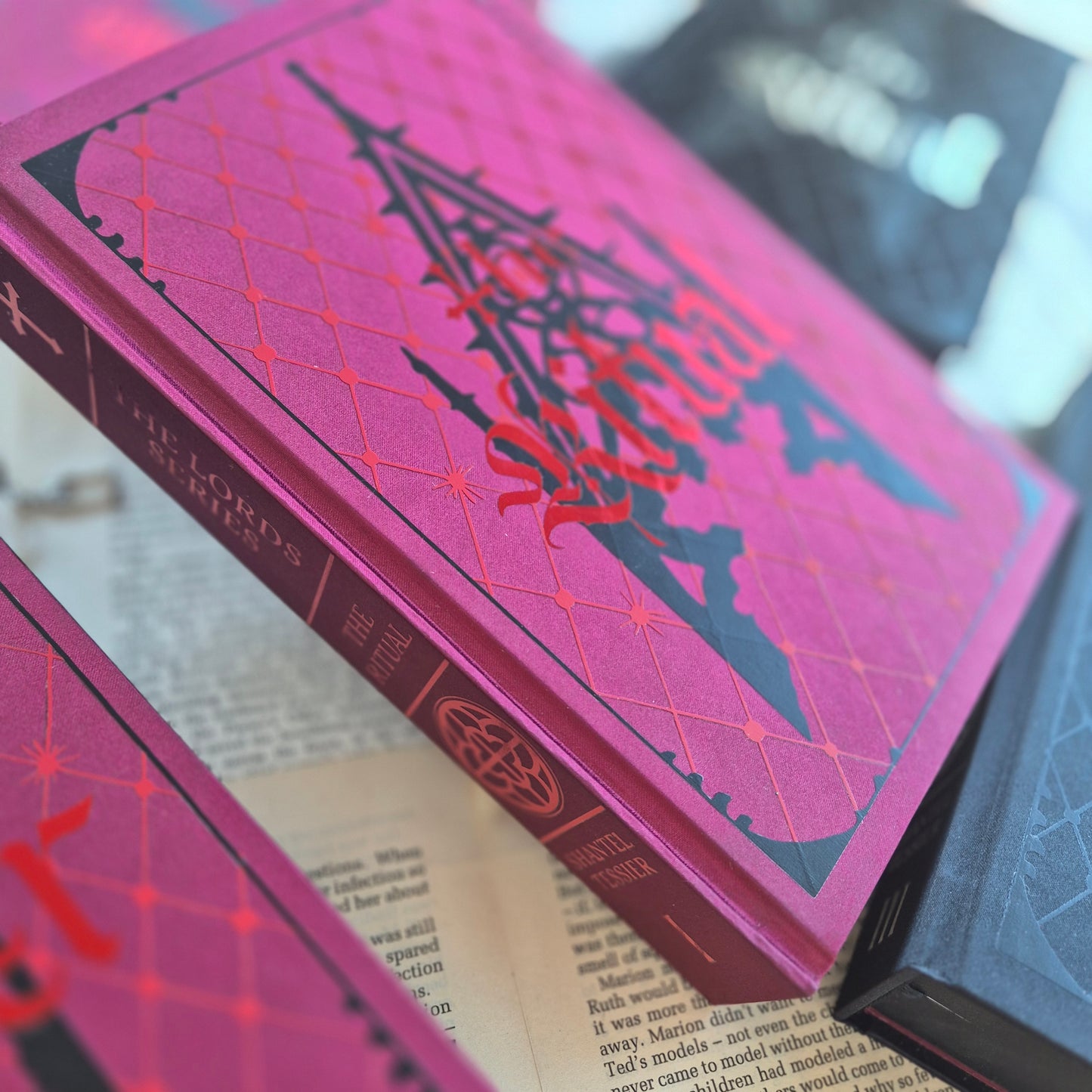The L.O.R.D's Series with sprayed edges