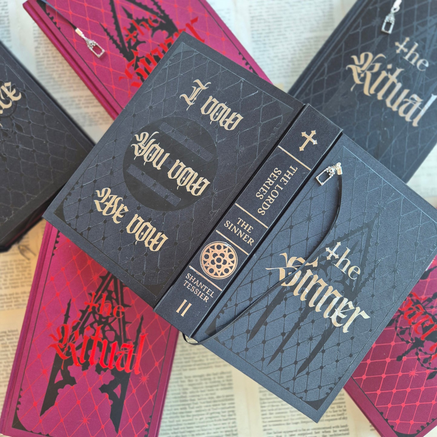 The L.O.R.D's Series with sprayed edges