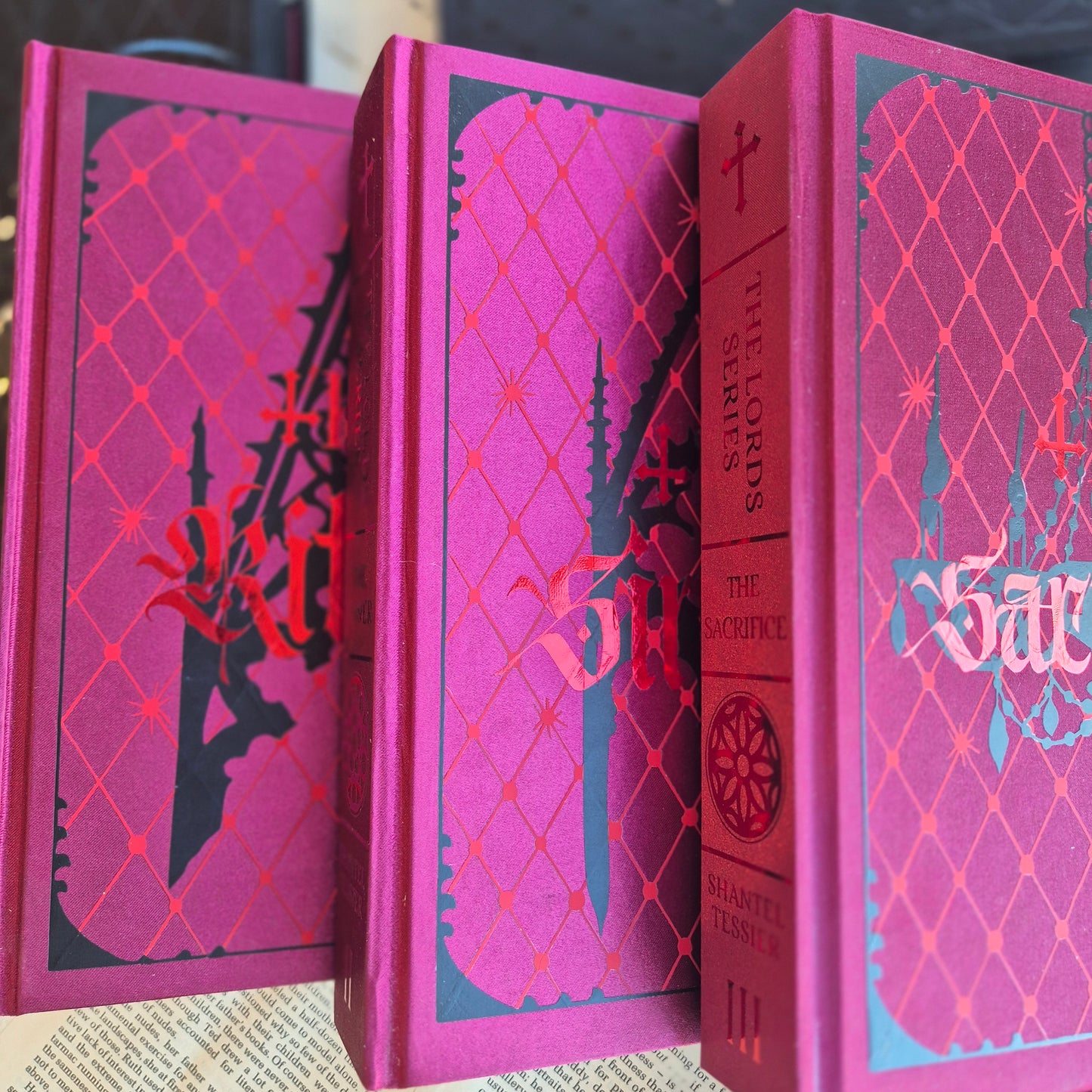 The L.O.R.D's Series with sprayed edges