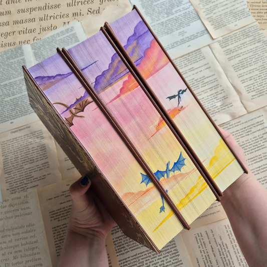 🌇💛 Dusk - Fourth Wing + Iron Flame Rebind by Rebecca Yarros