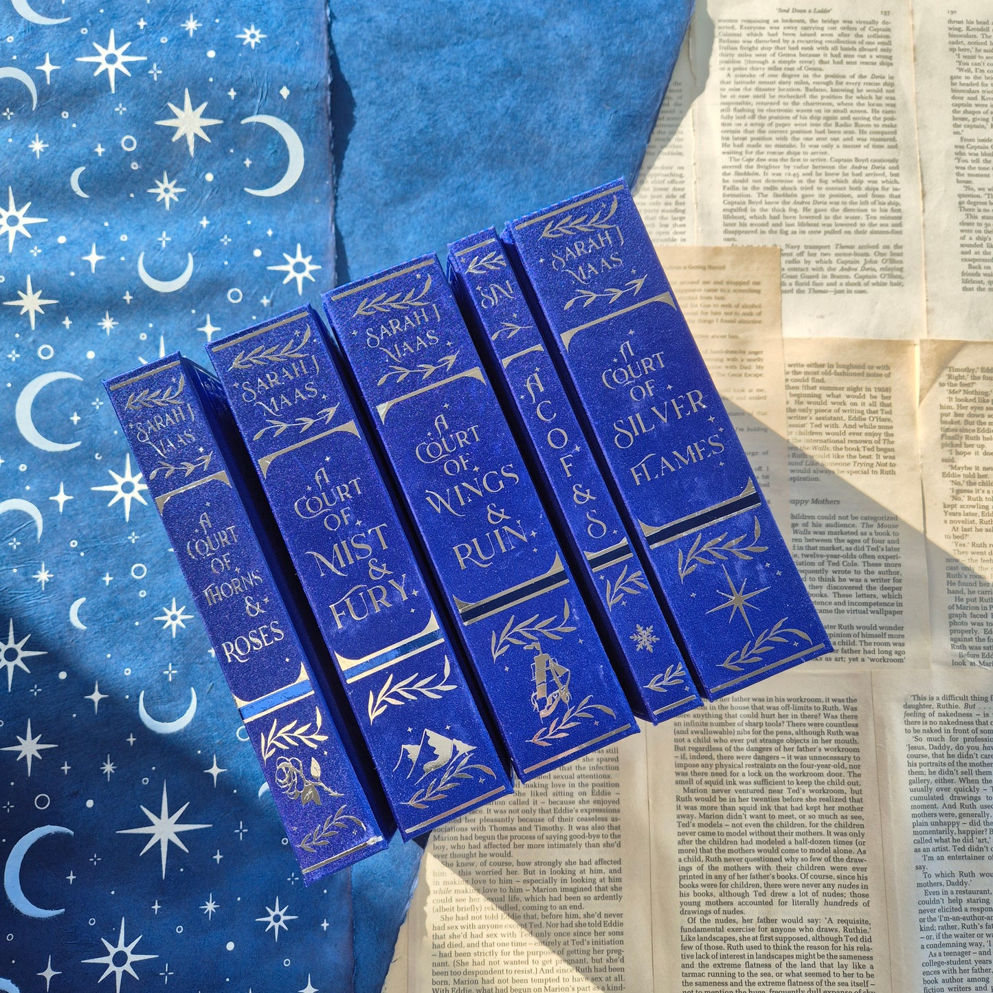 ACOTAR Velaris - Hand Painted Edges Rebound Set 1 of 1