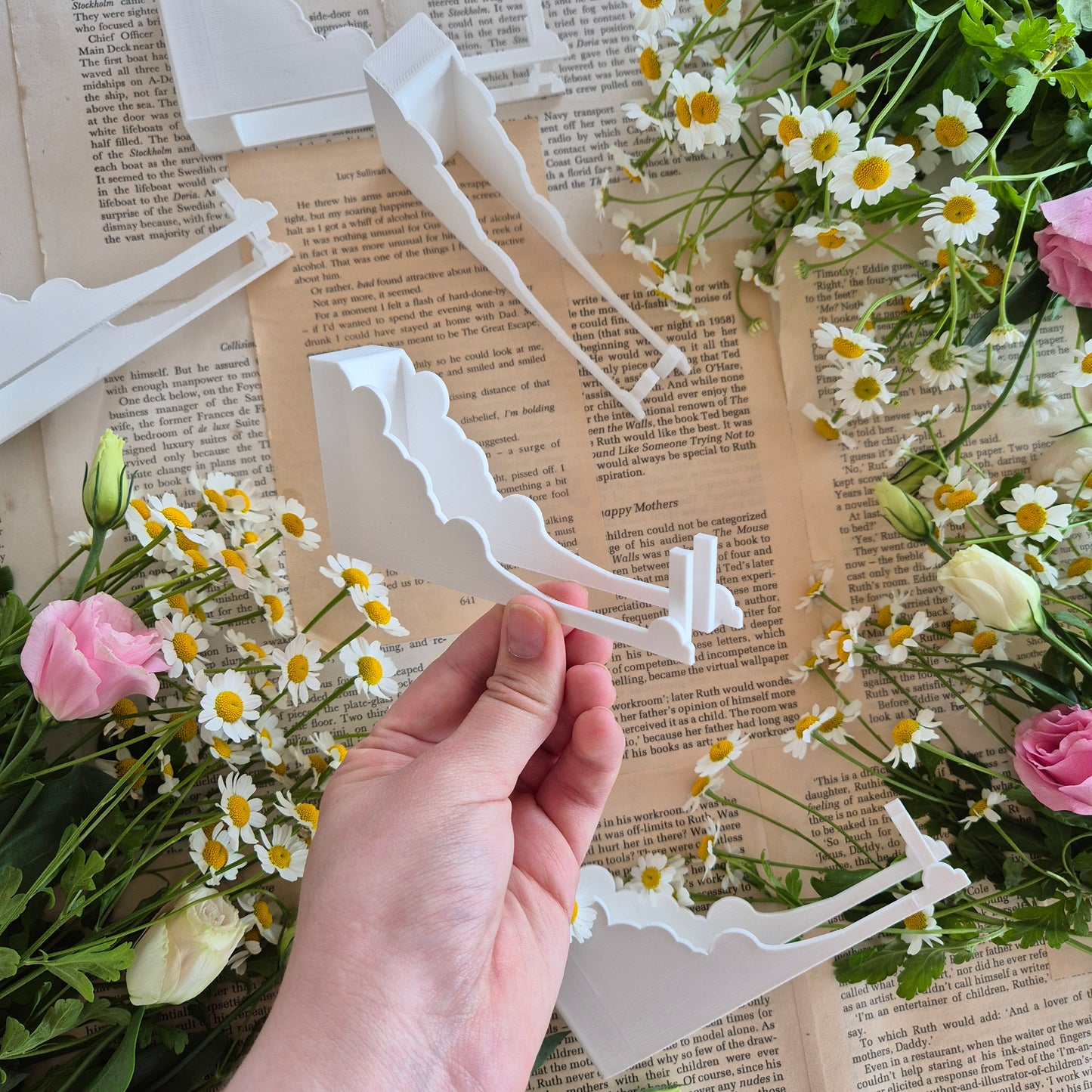 Dust Jacket Stand - Dust Jacket Holder