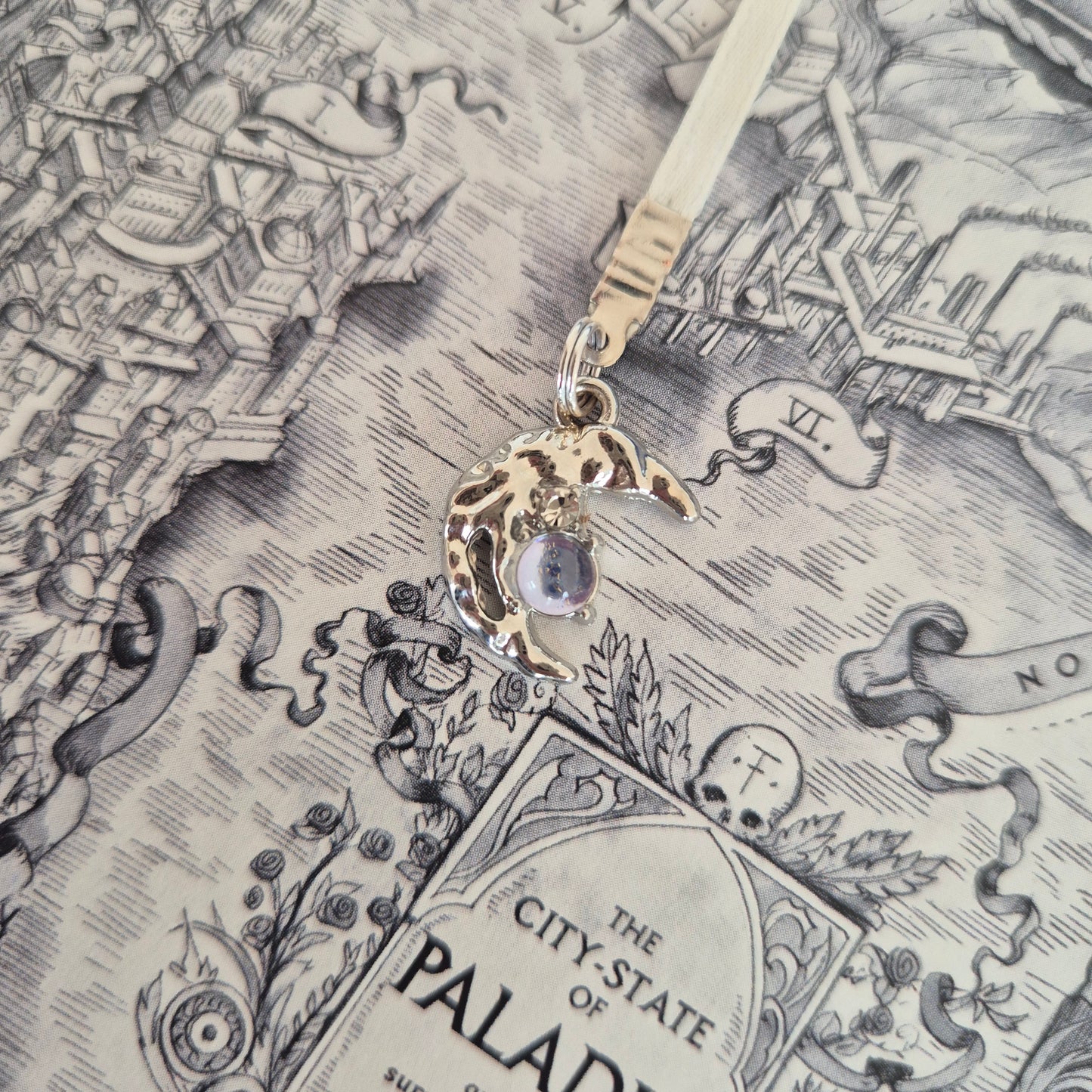 Alchemised Rebind - Amaris Design With Silk Bow Clasp