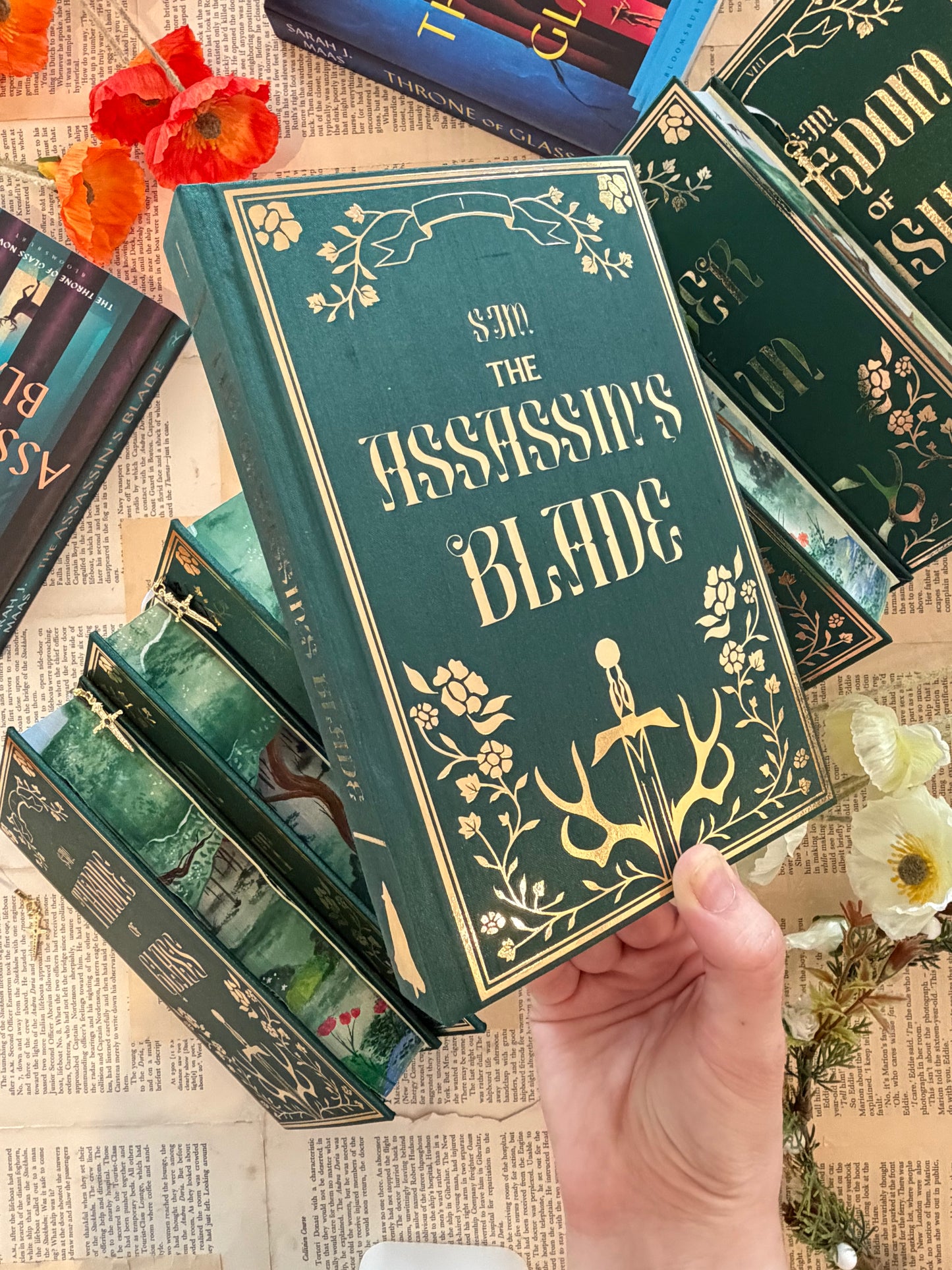 Throne Of Glass Set - Full Watercolour Edges