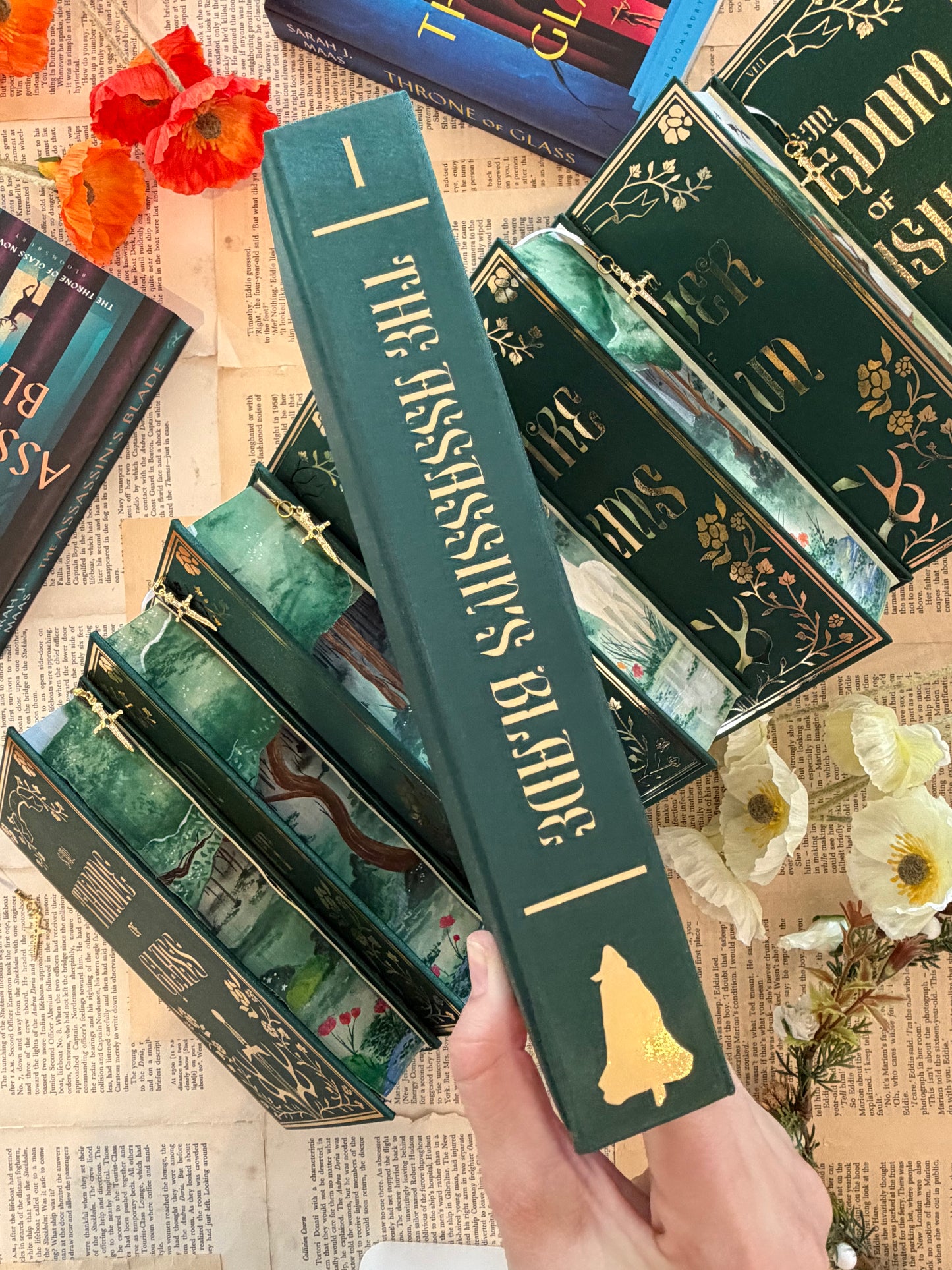 Throne Of Glass Set - Full Watercolour Edges