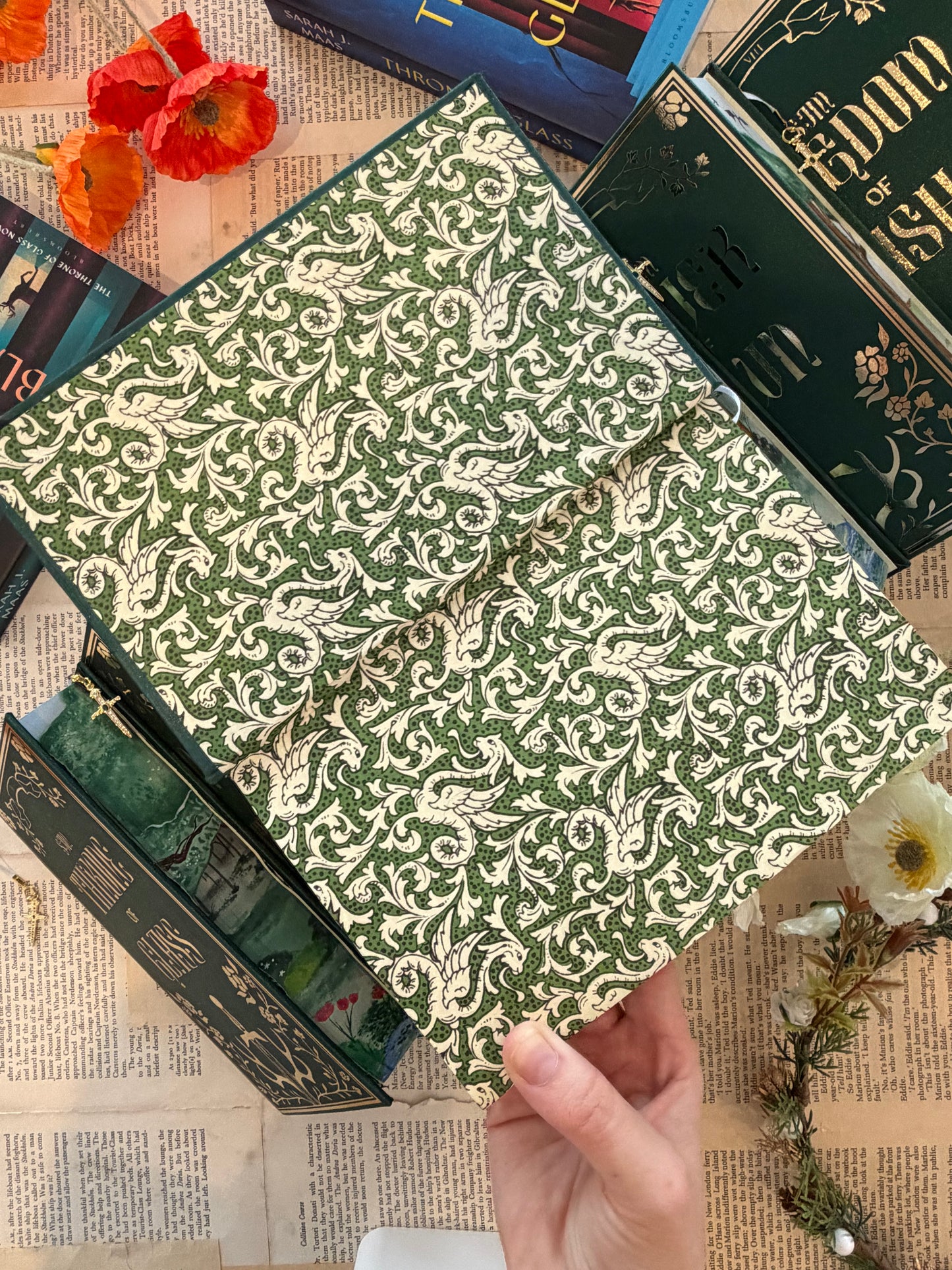 Throne Of Glass Set - Full Watercolour Edges