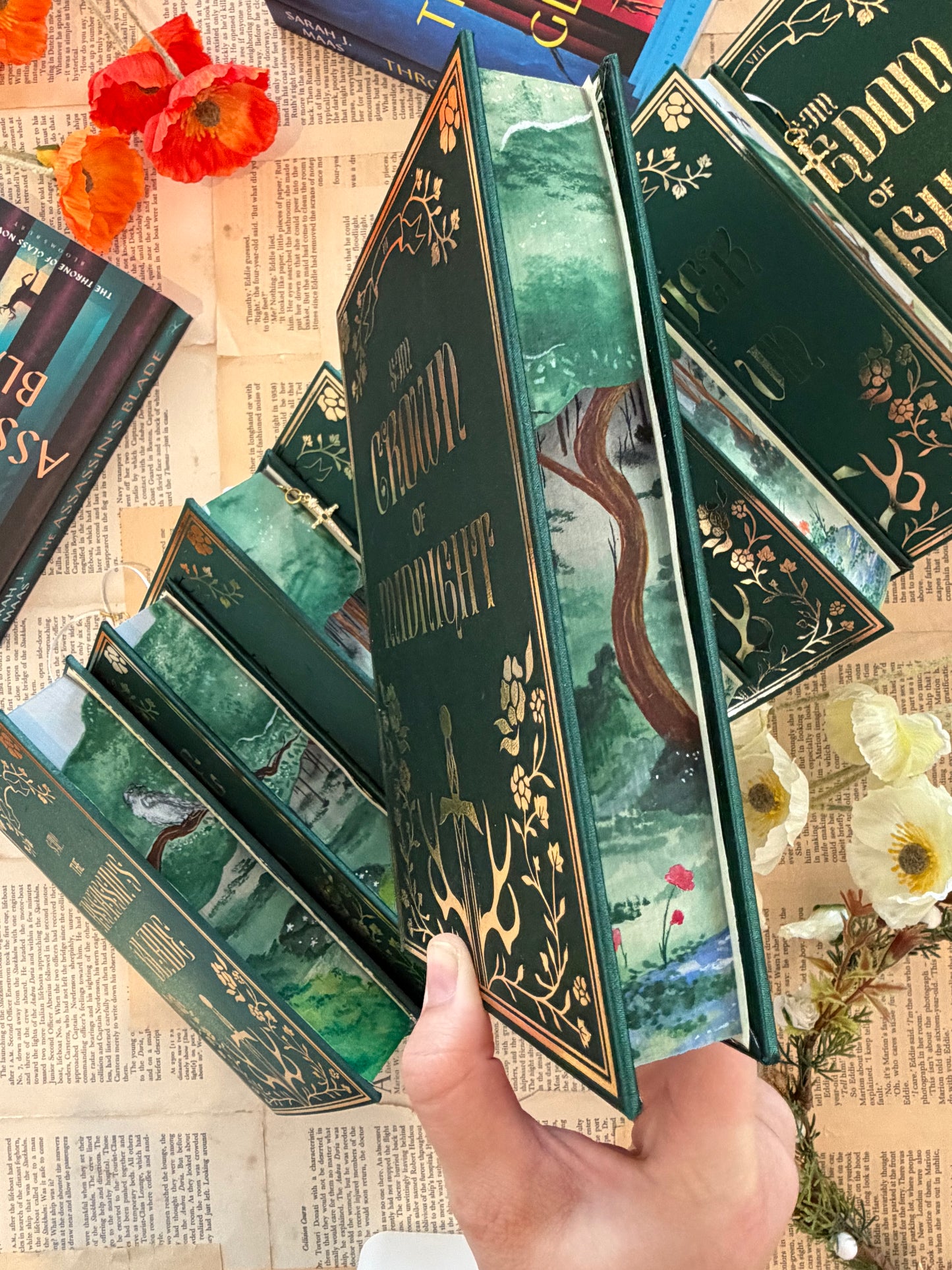 Throne Of Glass Set - Full Watercolour Edges
