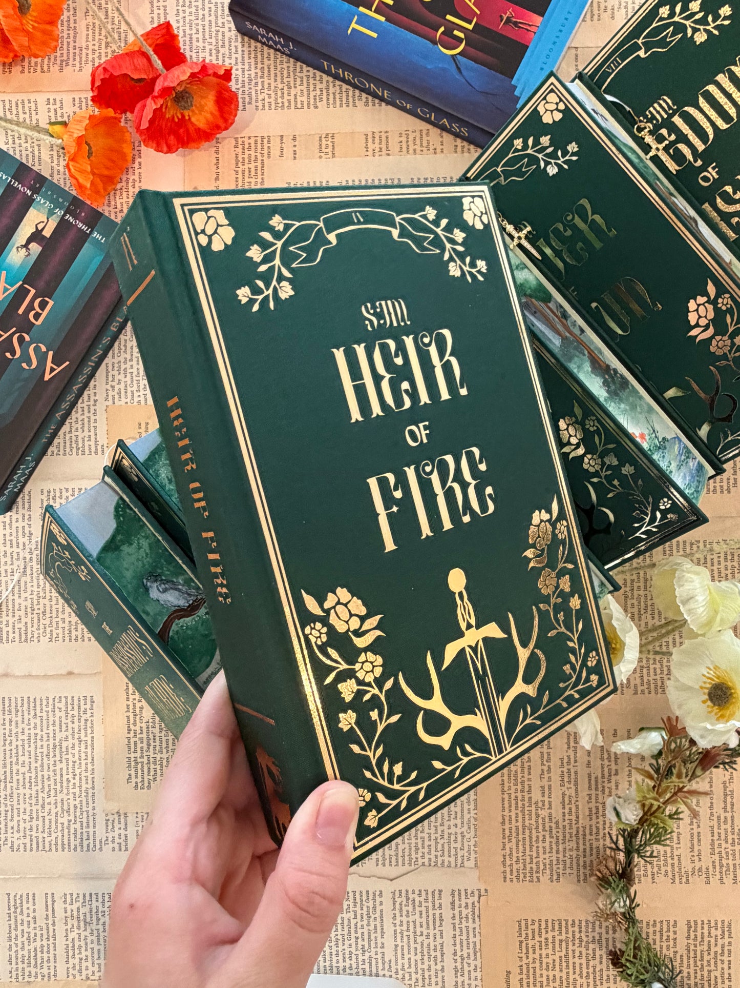 Throne Of Glass Set - Full Watercolour Edges