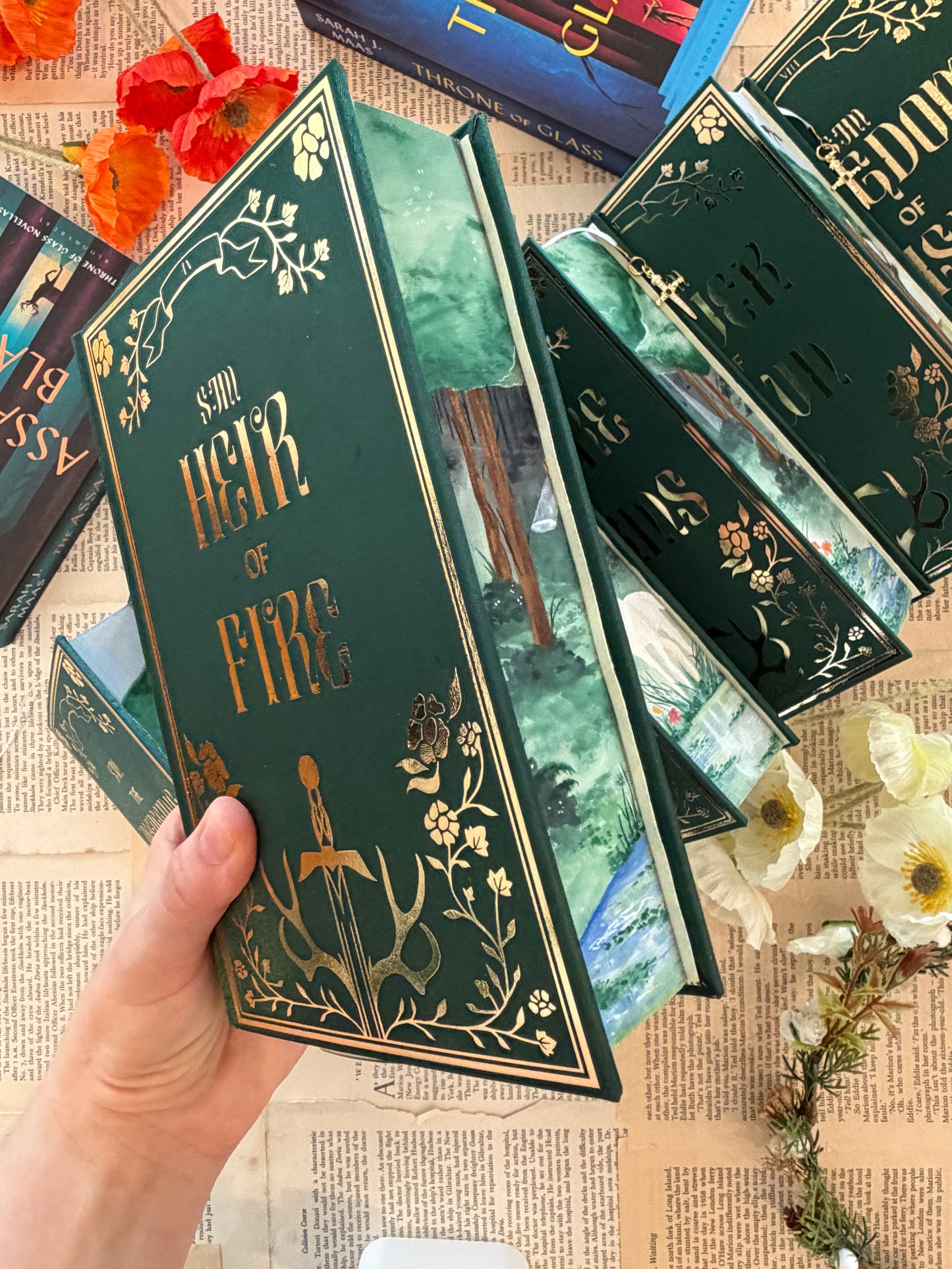 Throne Of Glass Set - Full Watercolour Edges