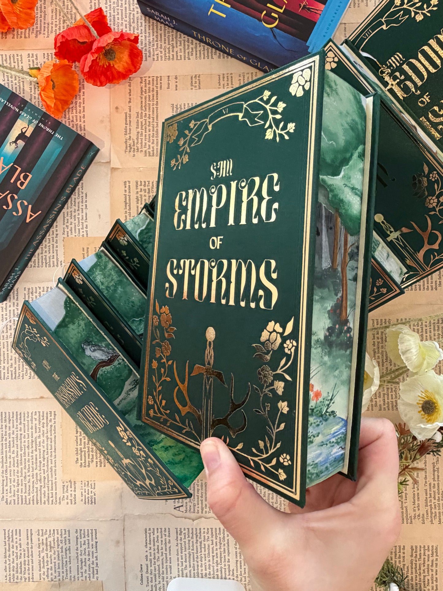 Throne Of Glass Set - Full Watercolour Edges