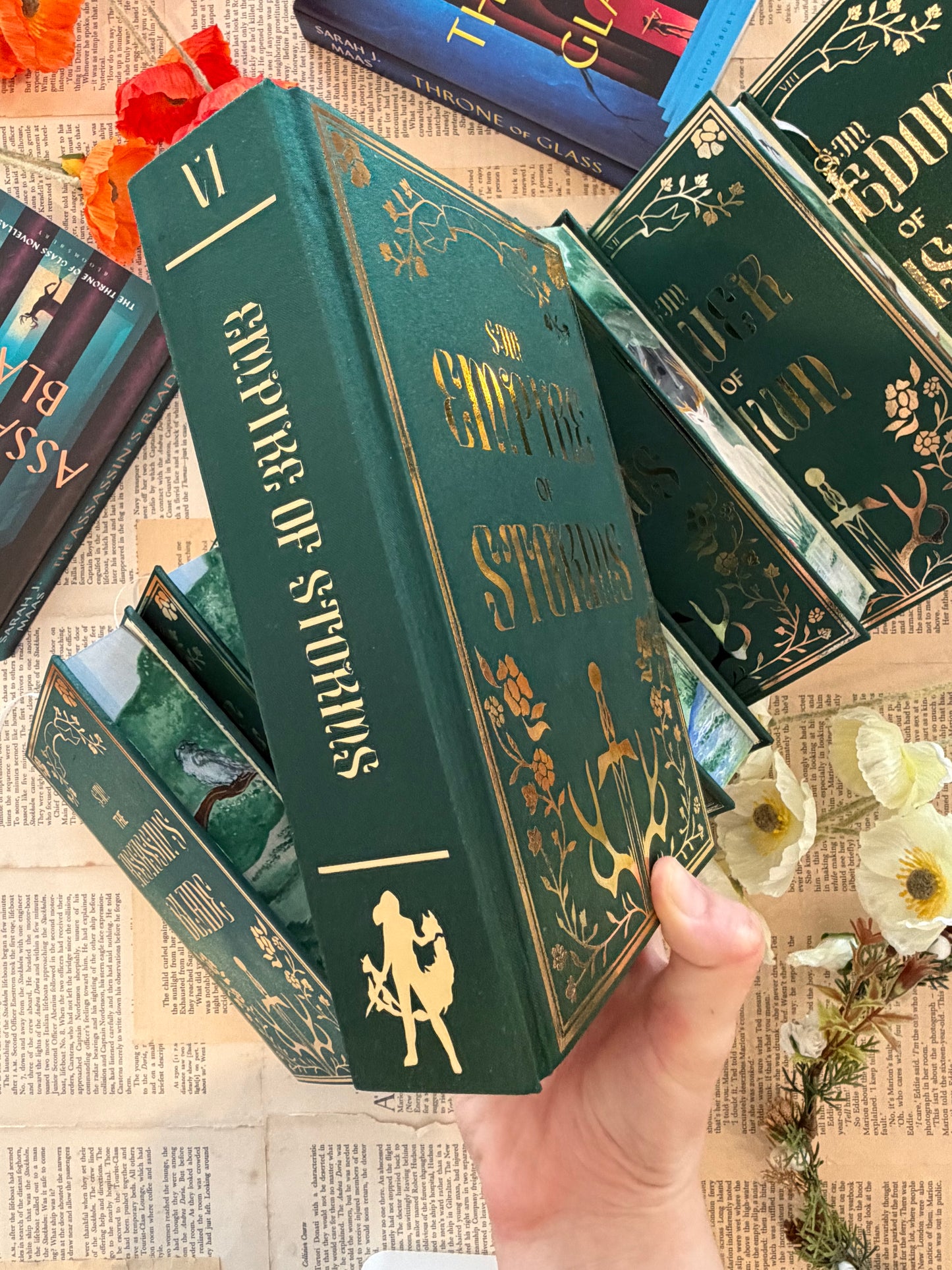 Throne Of Glass Set - Full Watercolour Edges