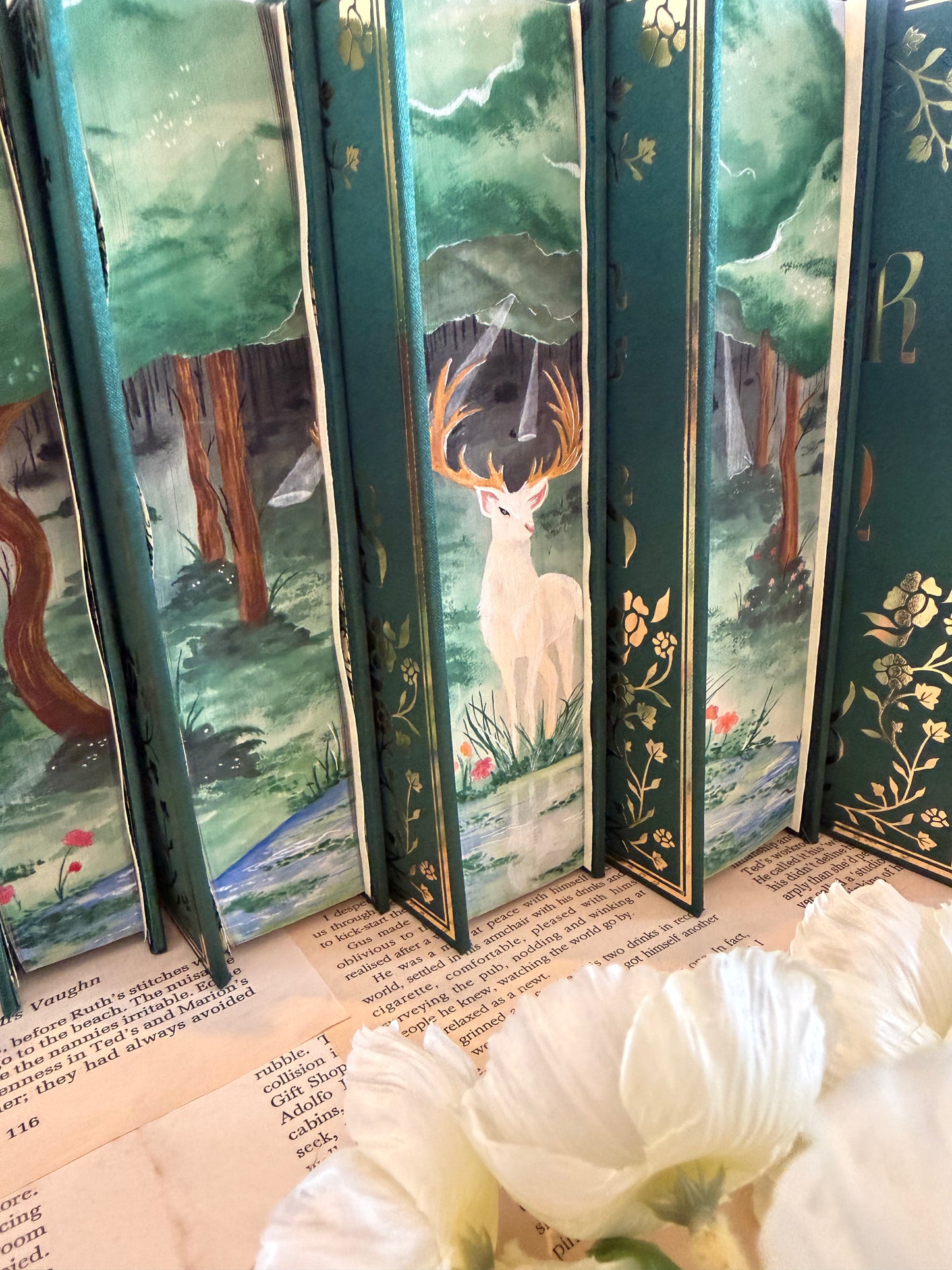 Throne Of Glass Set - Full Watercolour Edges
